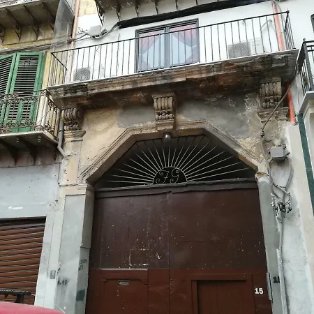 Lägenhet Casa In Palazzo Graffeo Veronica Palermo